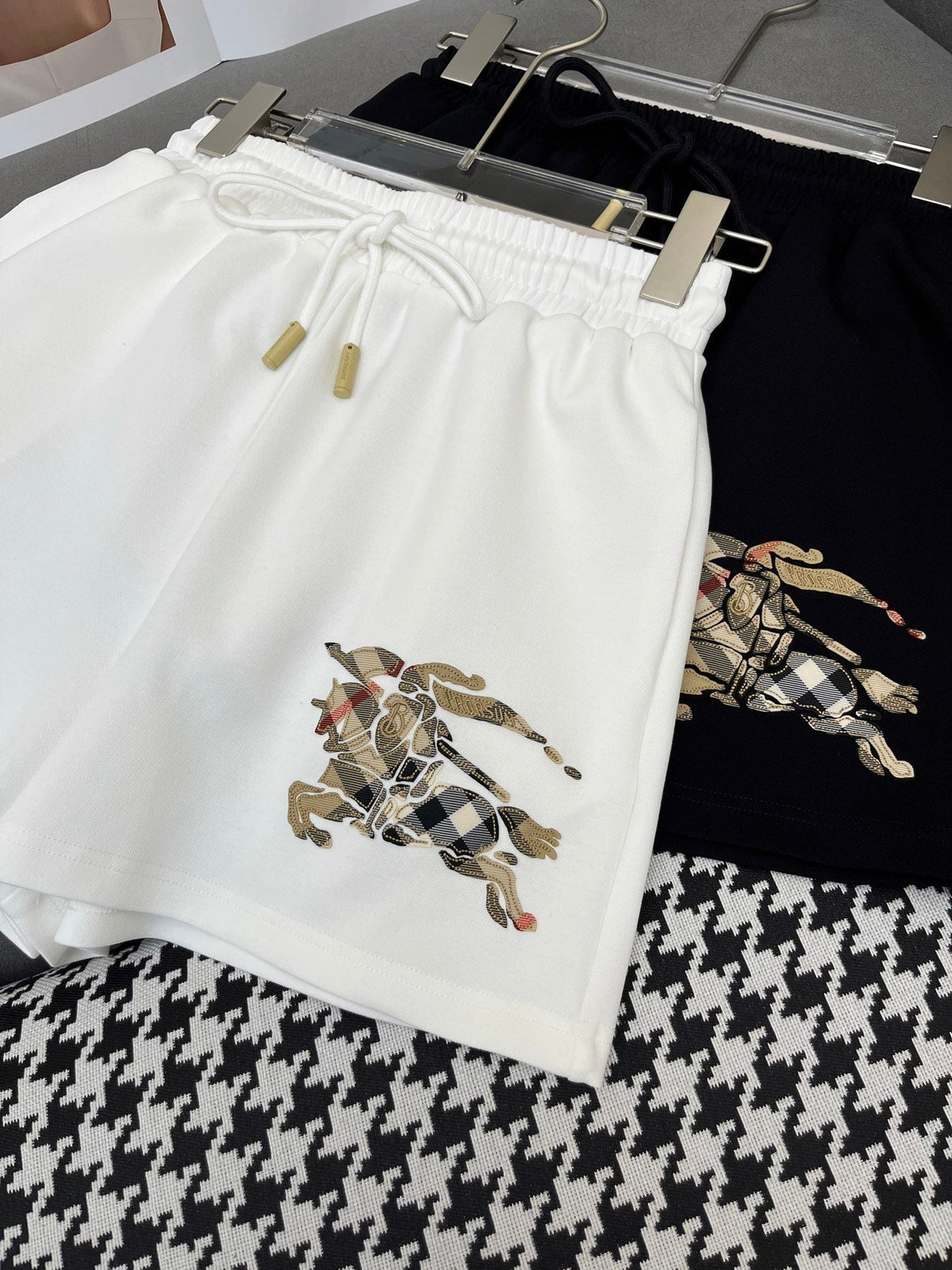 COTTON SHORTS WITH SIGNATURE EMBROIDERY